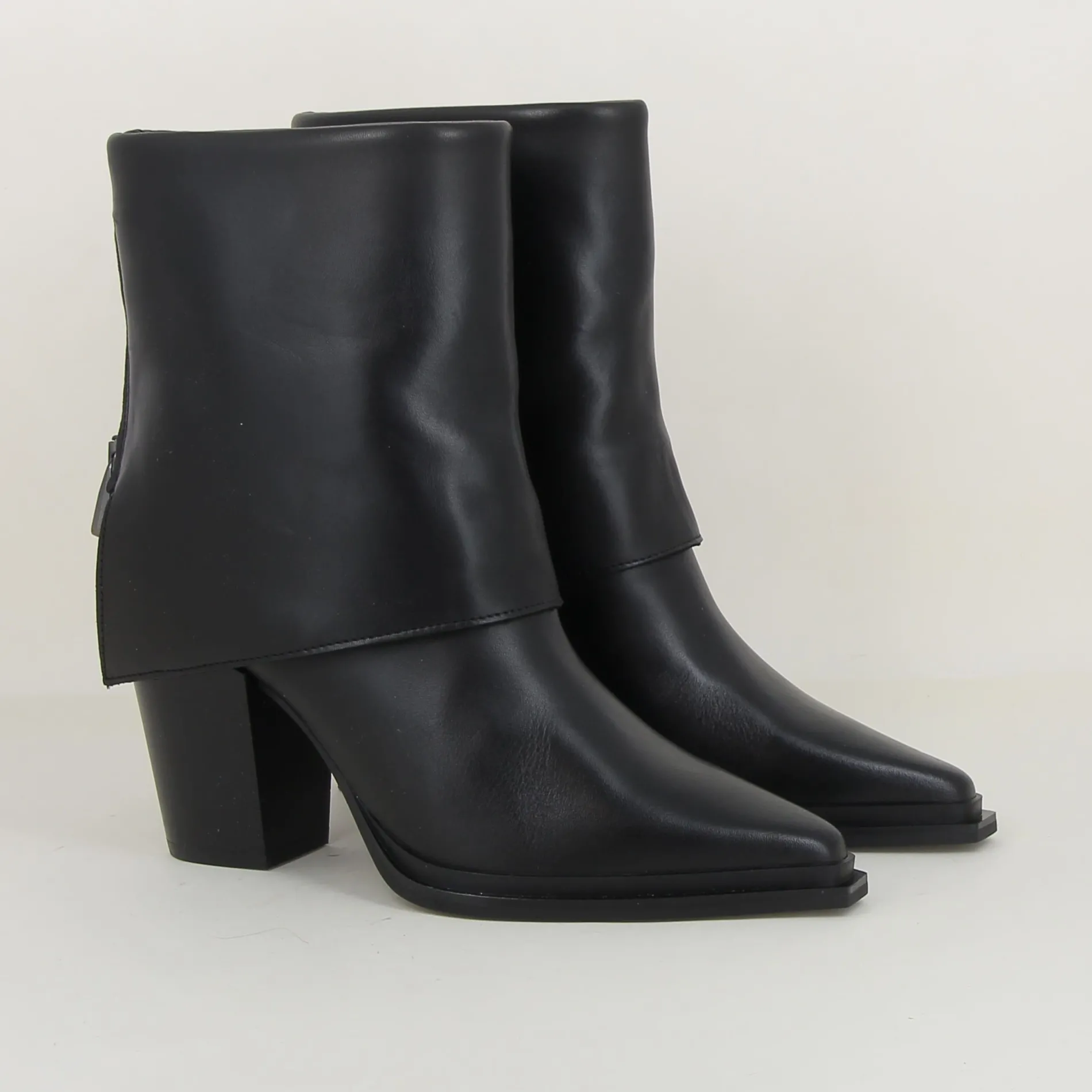 alpe__h_5-74.webp alpe /5274 h25 noir Shop