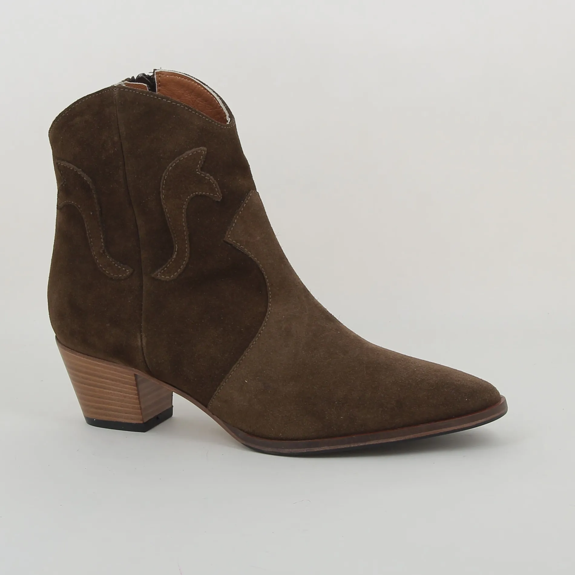 les_venues__h_7-22.webp les venues /9453 h25 camel Store