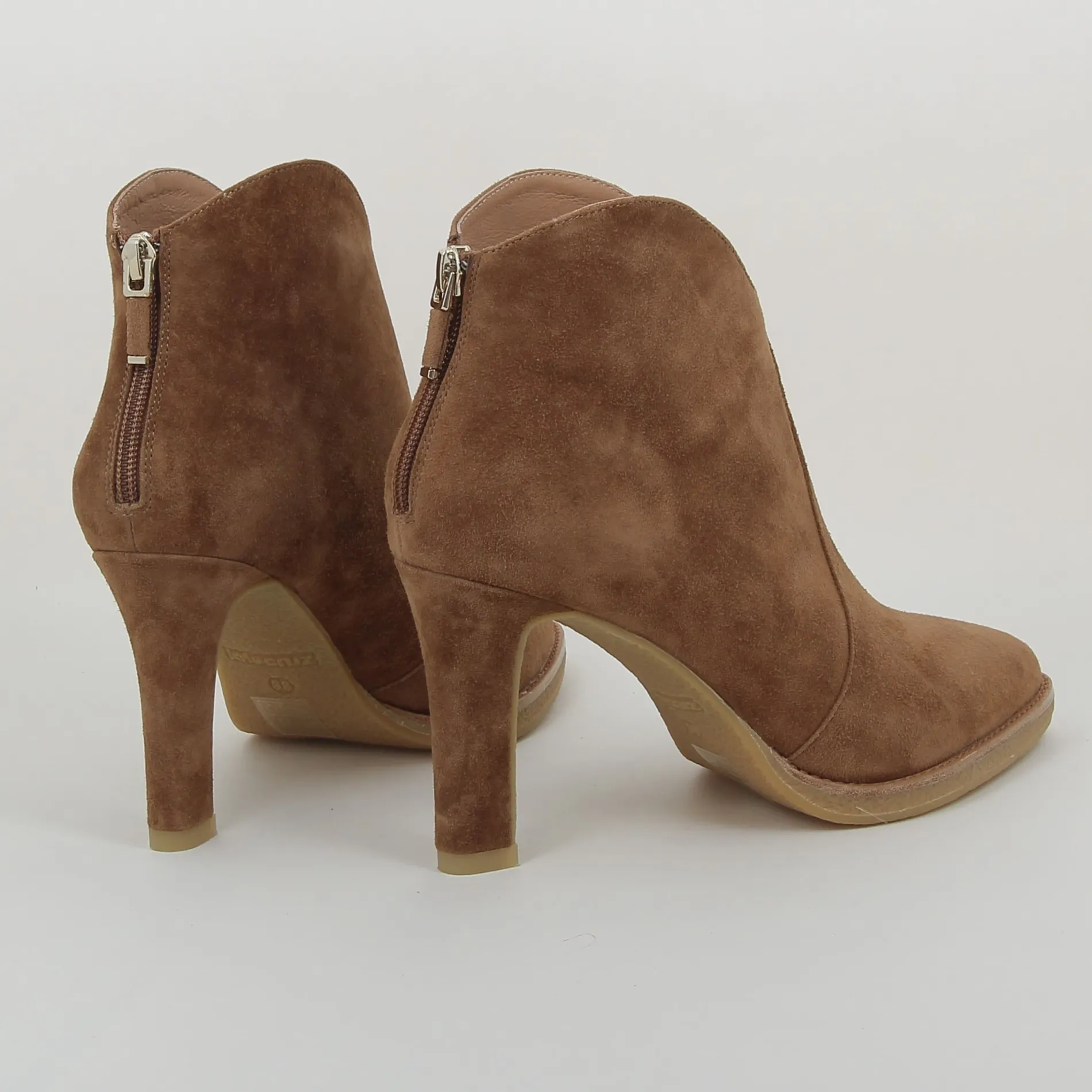lola_cruz__h_3-22.webp Lola Cruz /357 h25 camel Clearance