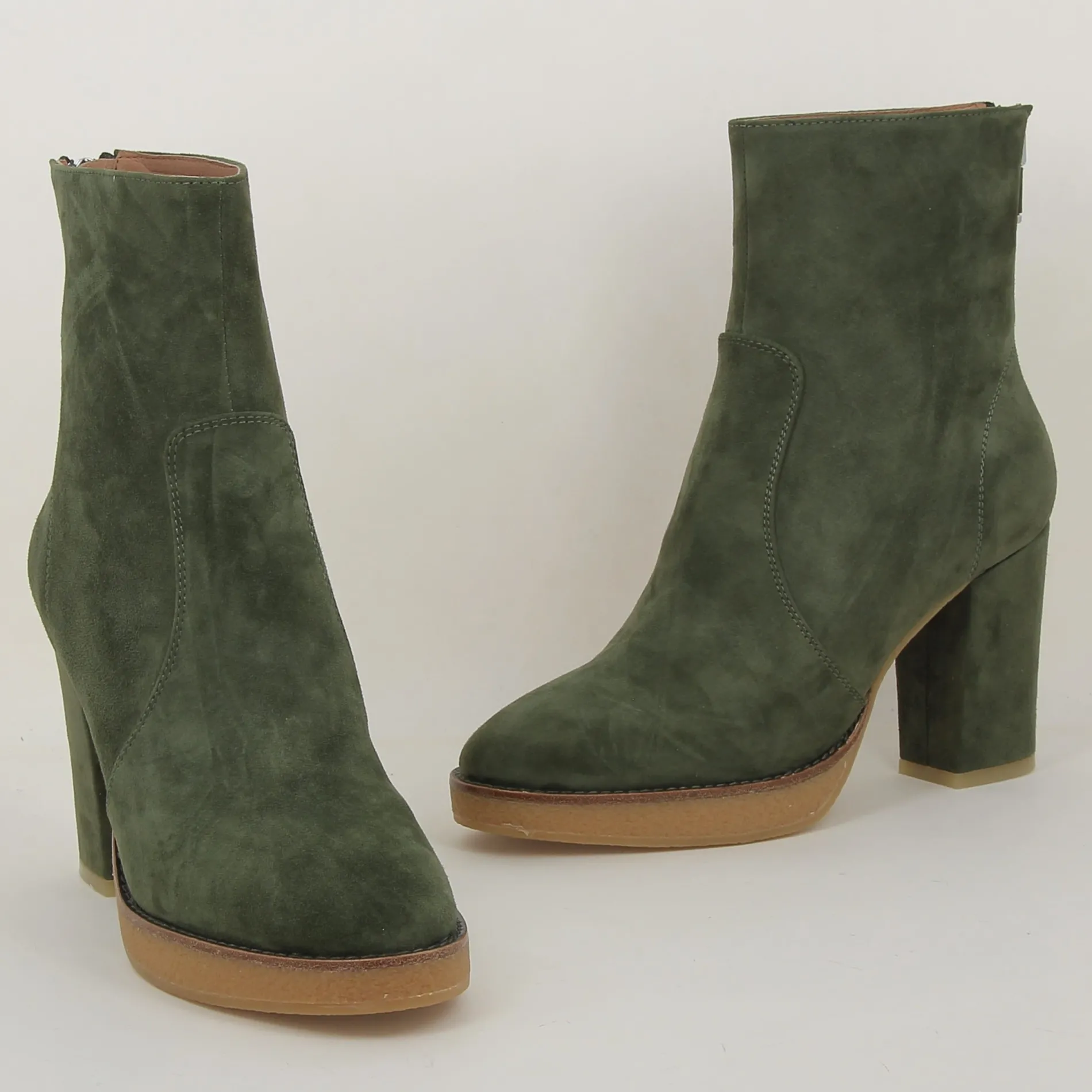 lola_cruz__h_5-24.webp Lola Cruz /356 h25 vert Cheap