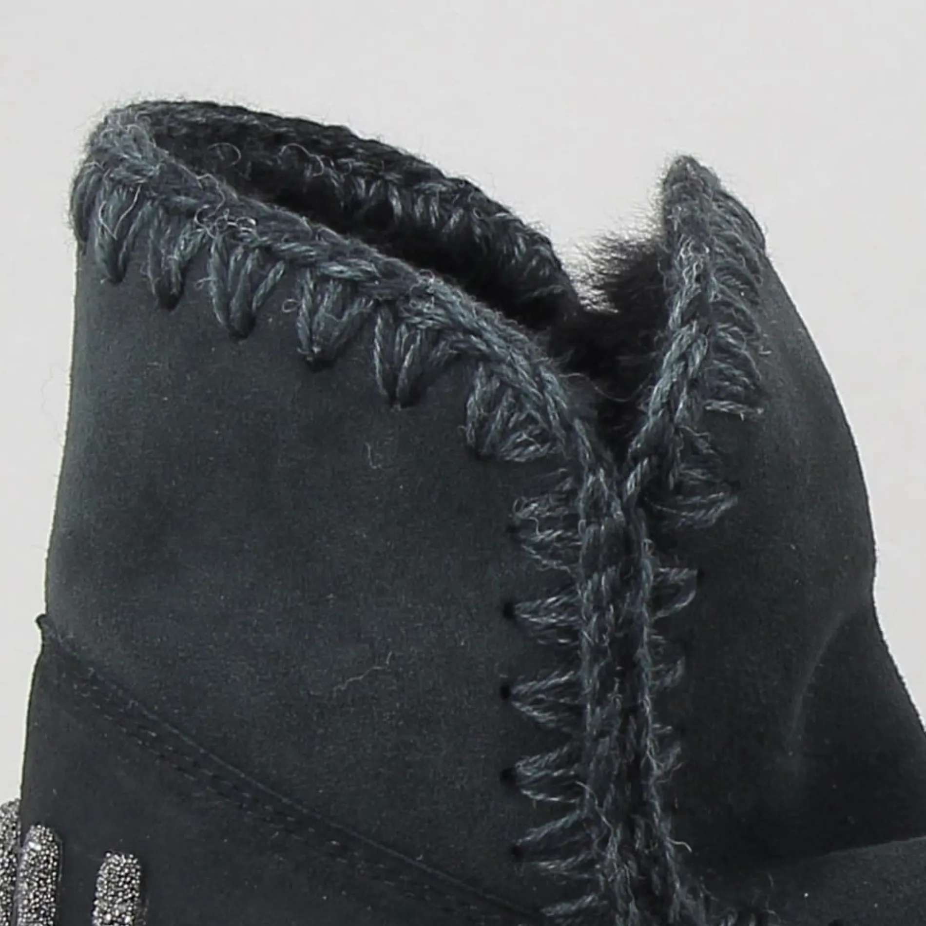 mou__h_8-26.webp mou /101050 h24 noir Shop