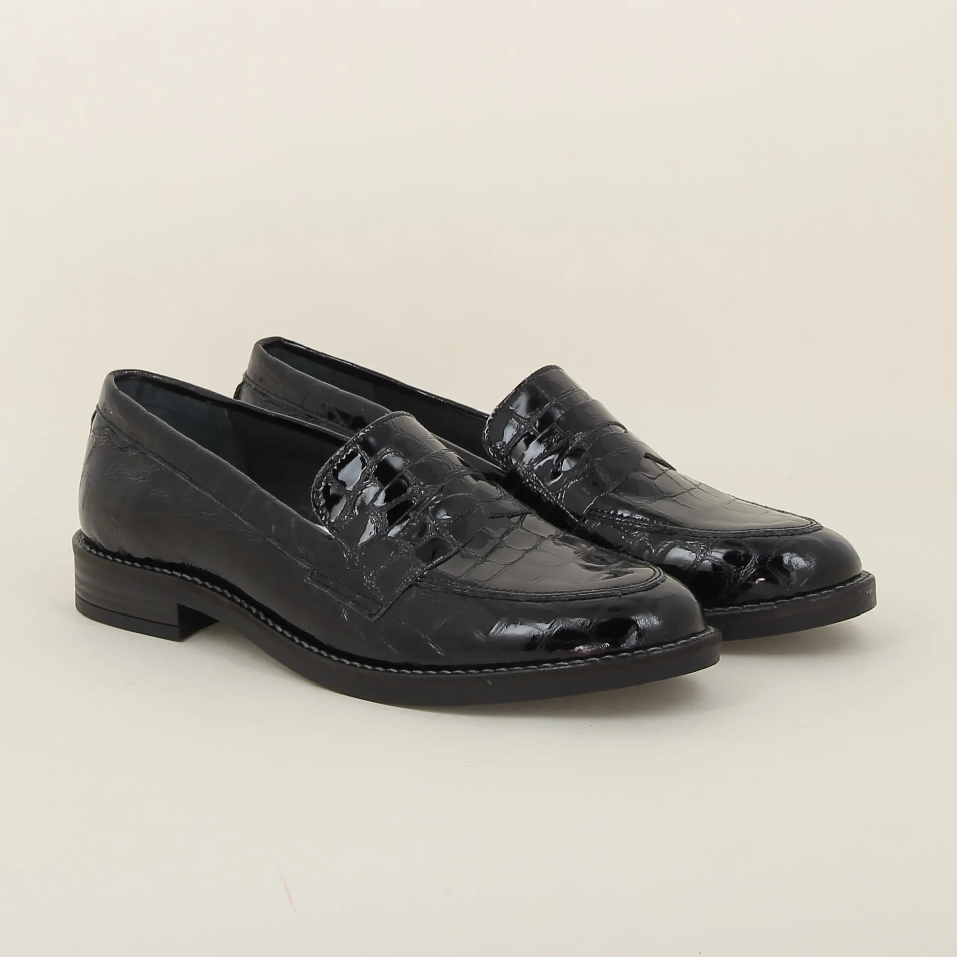 Myma /7800 h25 noir Hot