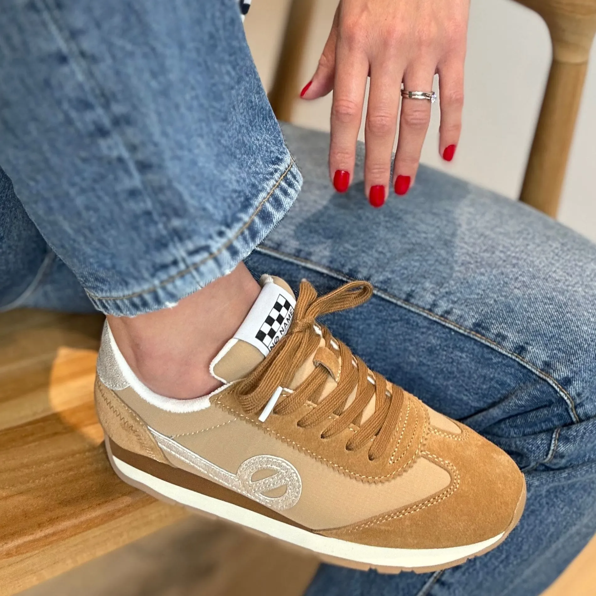 no_name_city_run_jogger_h_4-13.webp No name /city run jogger h25 camel Outlet