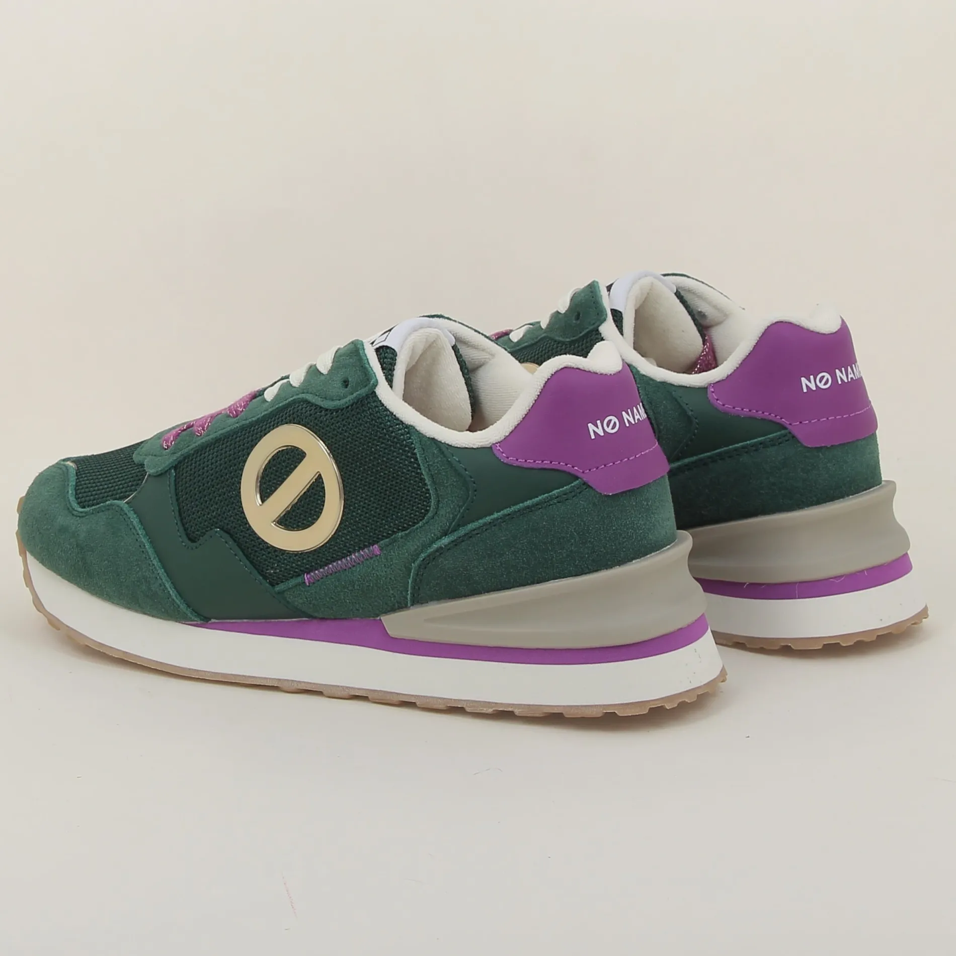 no_name_tova_runner_h_3-6.webp No name /tova runner h25 vert Clearance