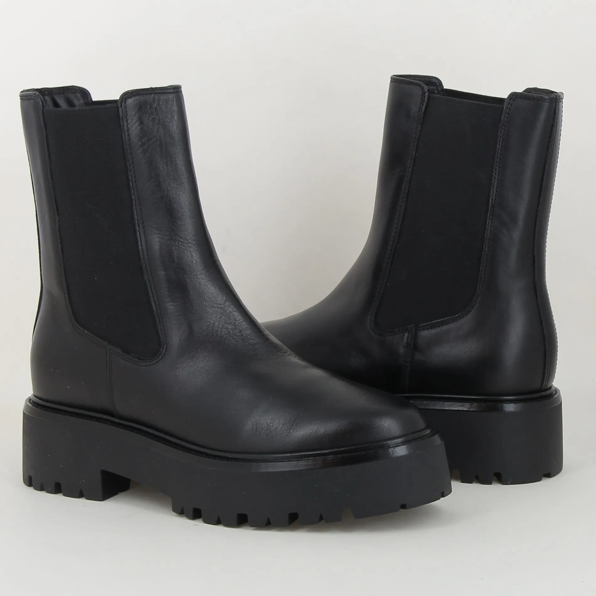 reqins_everest_h_4-3.webp Reqins /everest h25 noir Shop