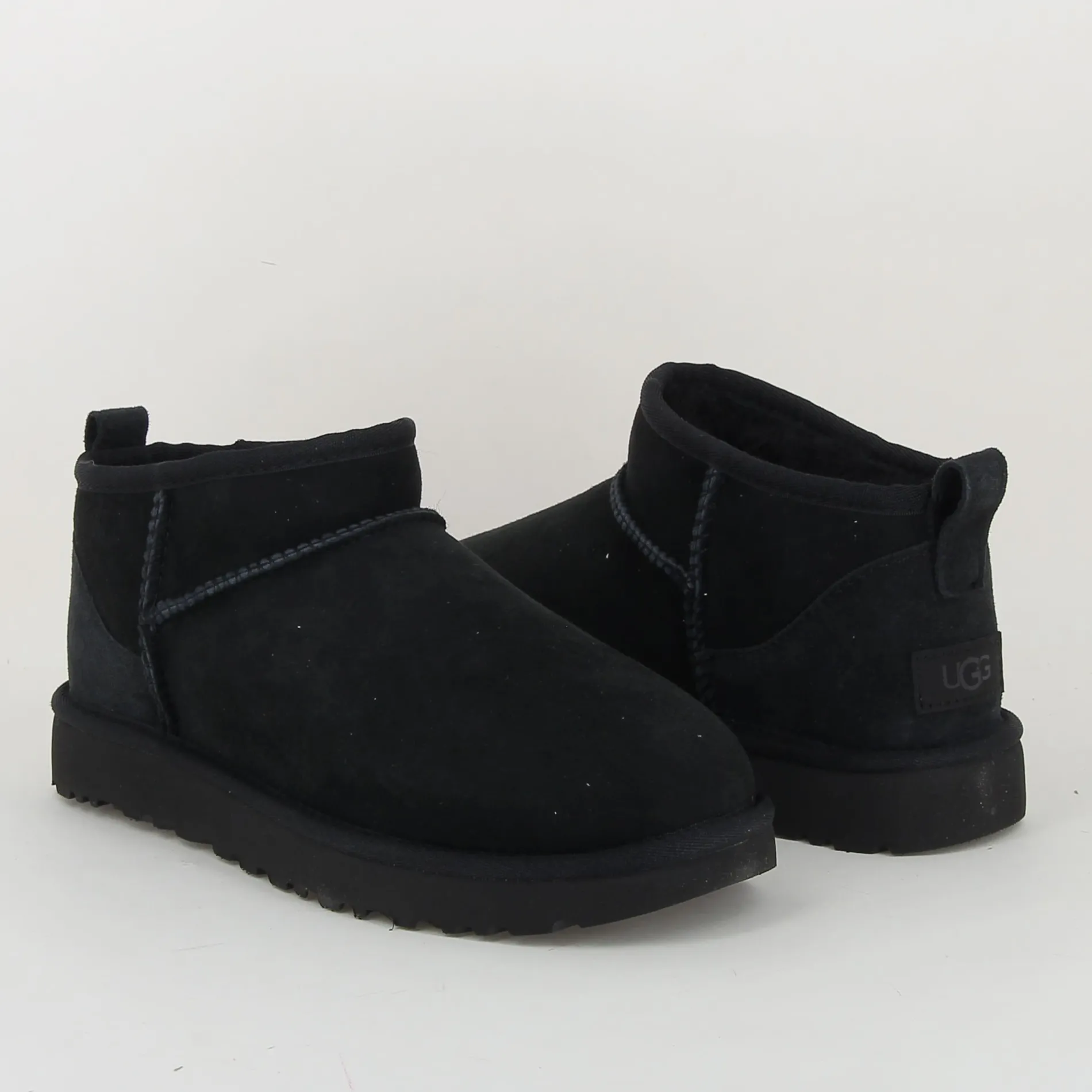 ugg_classic_ultra_mini_h_2-7.webp UGG /classic ultra mini h noir Hot