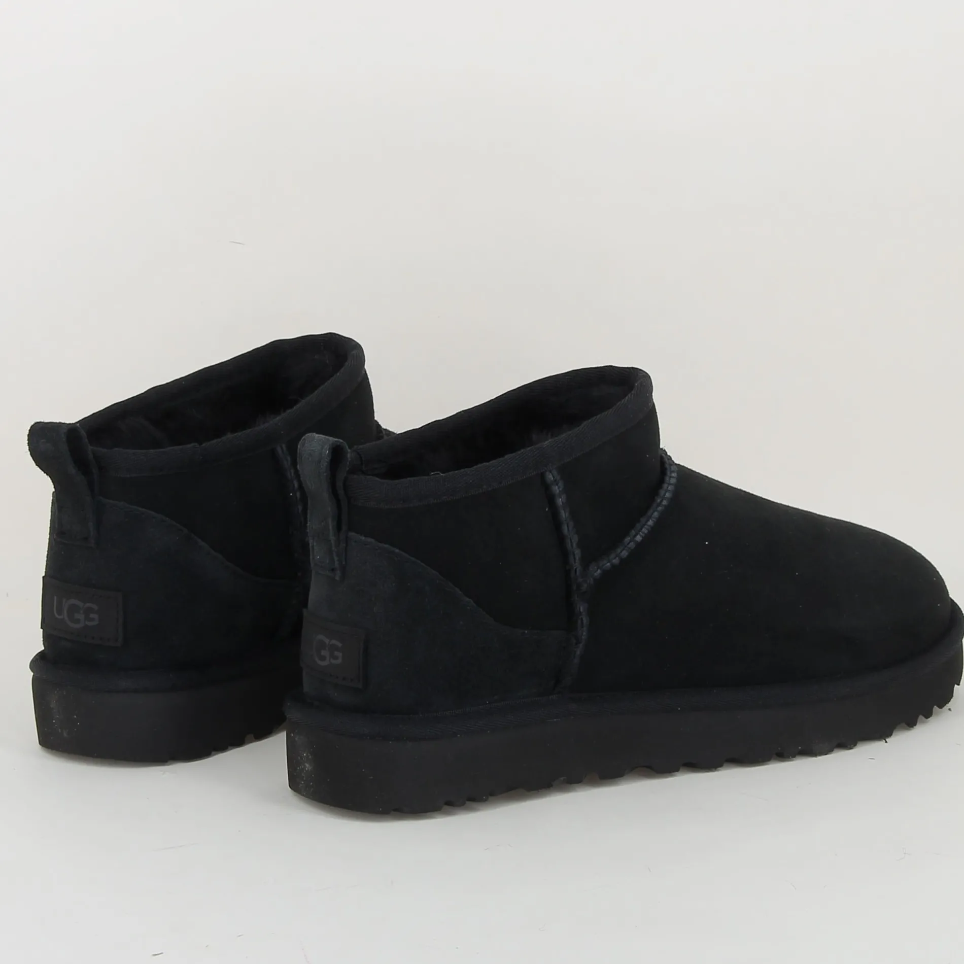 ugg_classic_ultra_mini_h_5-7.webp UGG /classic ultra mini h noir Hot