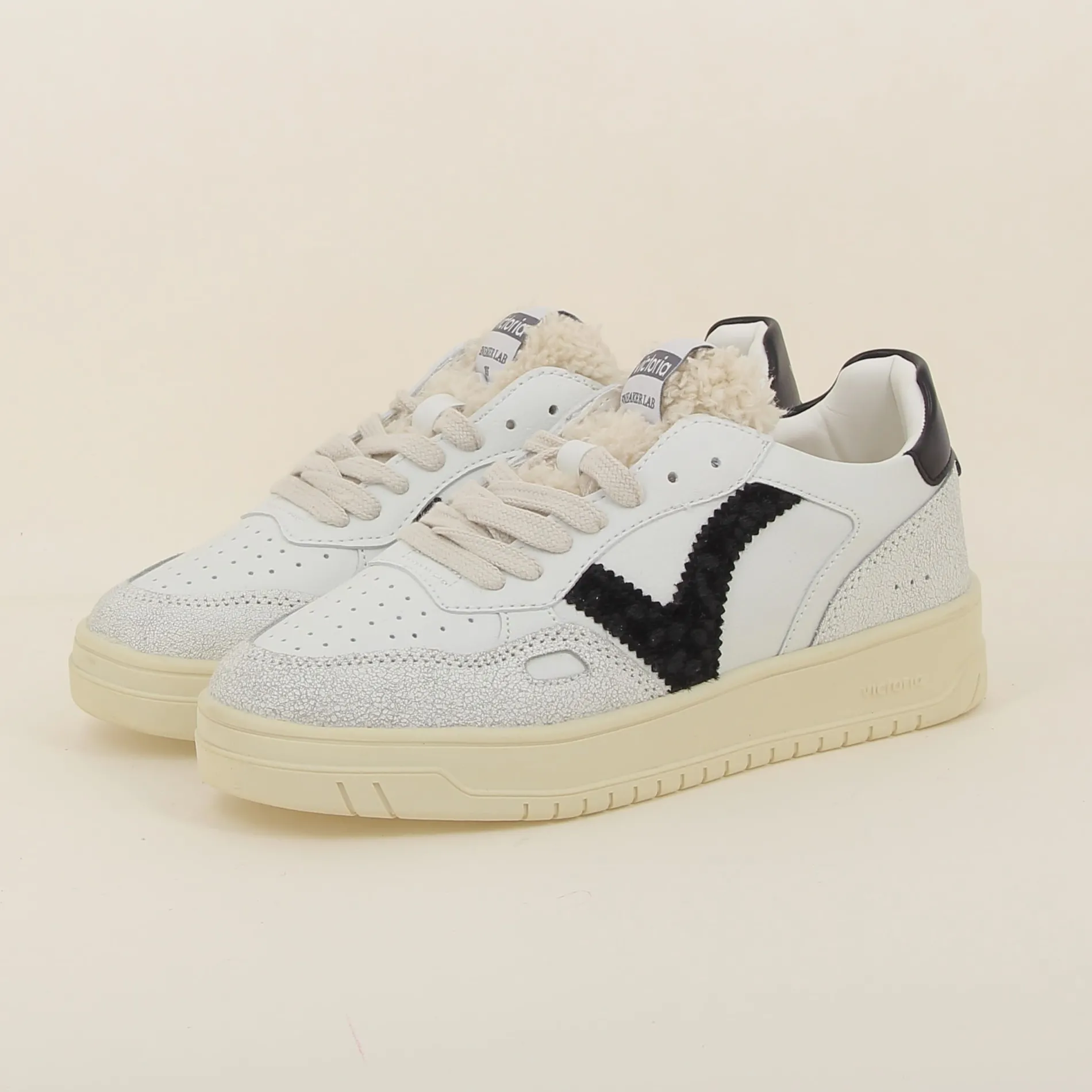 victoria__h_2-46.webp Victoria /1257124 h25 noir Cheap