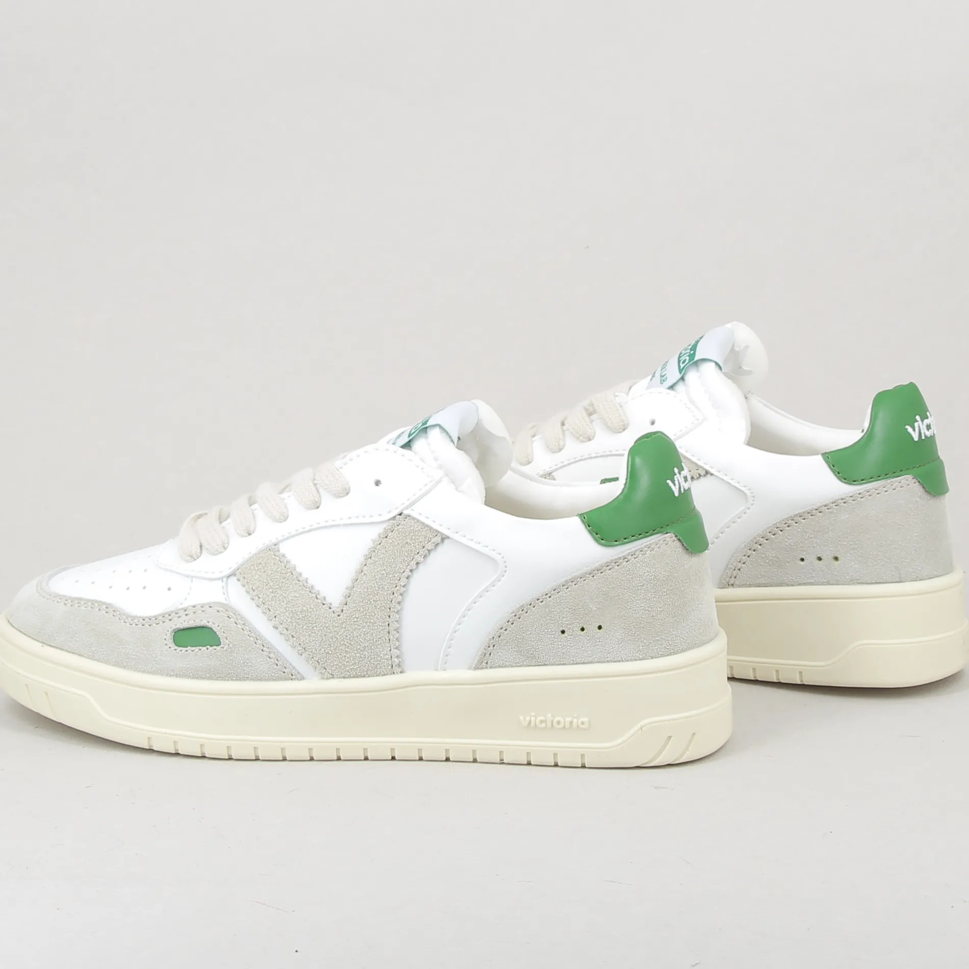 victoria__h_3-43.webp Victoria /1257104 h24 vert Best Sale