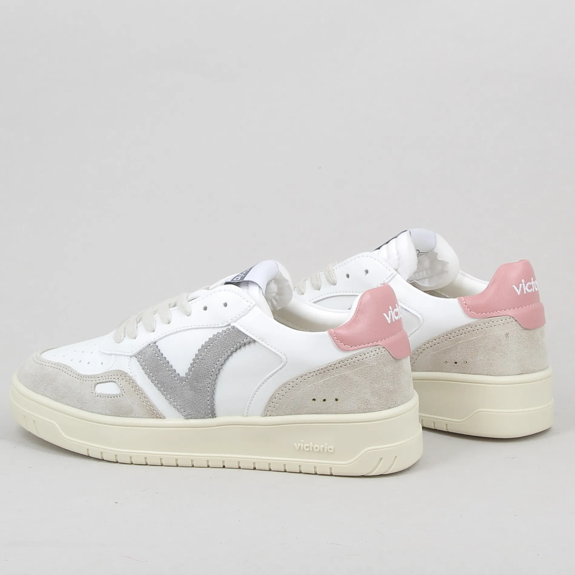 victoria__h_4-42.webp Victoria /1257101 h24 rose Cheap