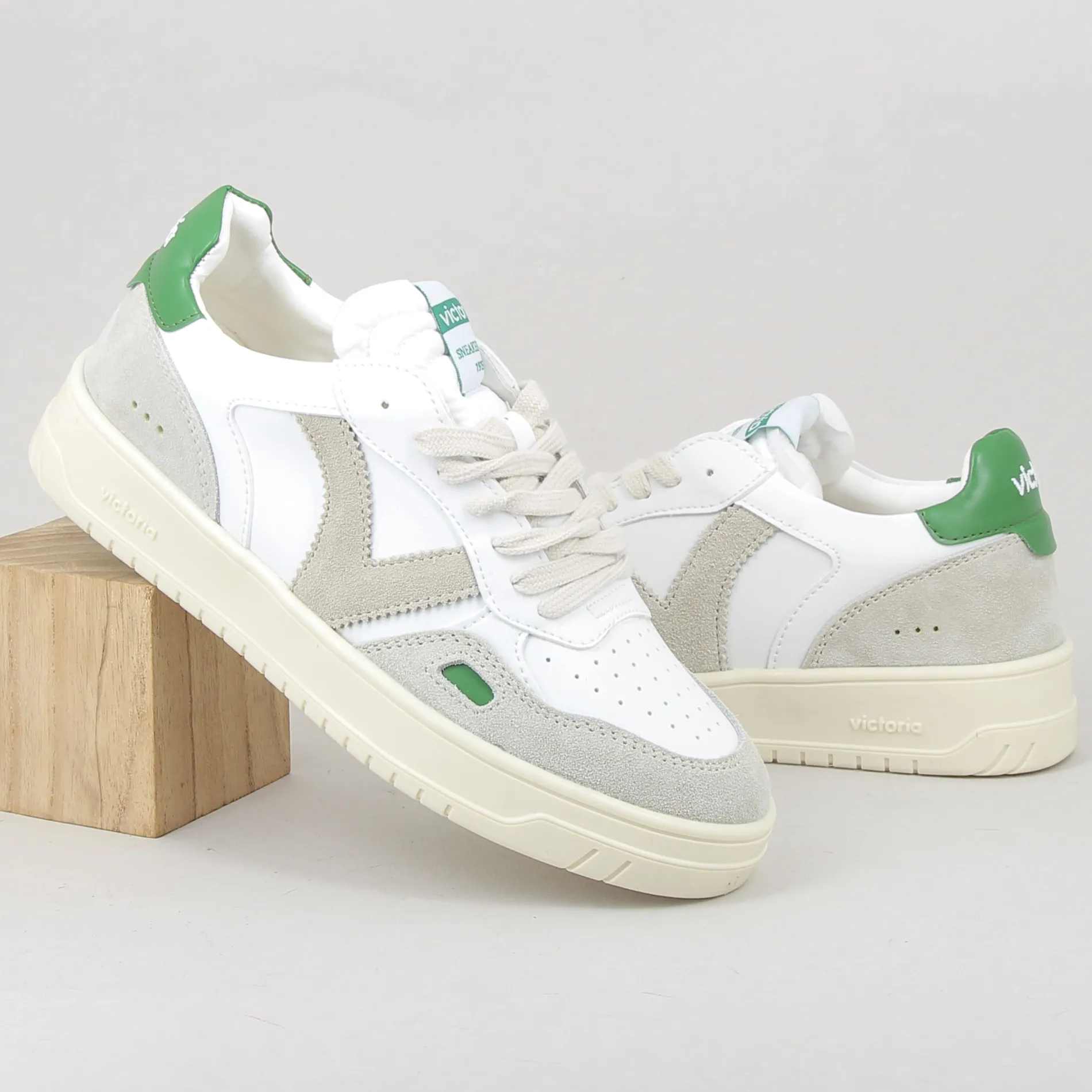 victoria__h_4-43.webp Victoria /1257104 h24 vert Best Sale