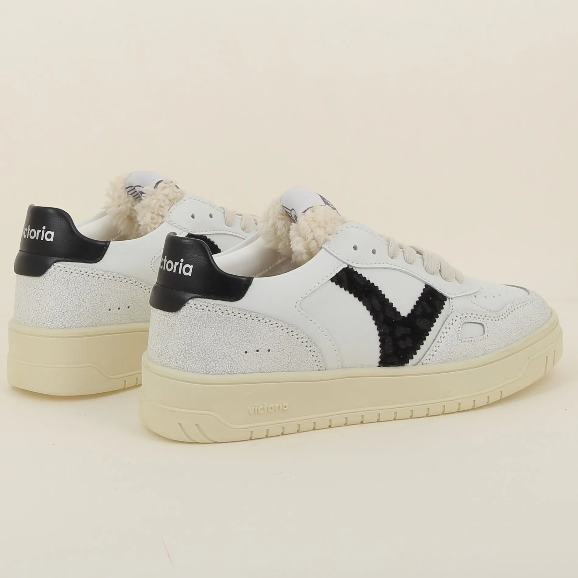 victoria__h_4-46.webp Victoria /1257124 h25 noir Cheap