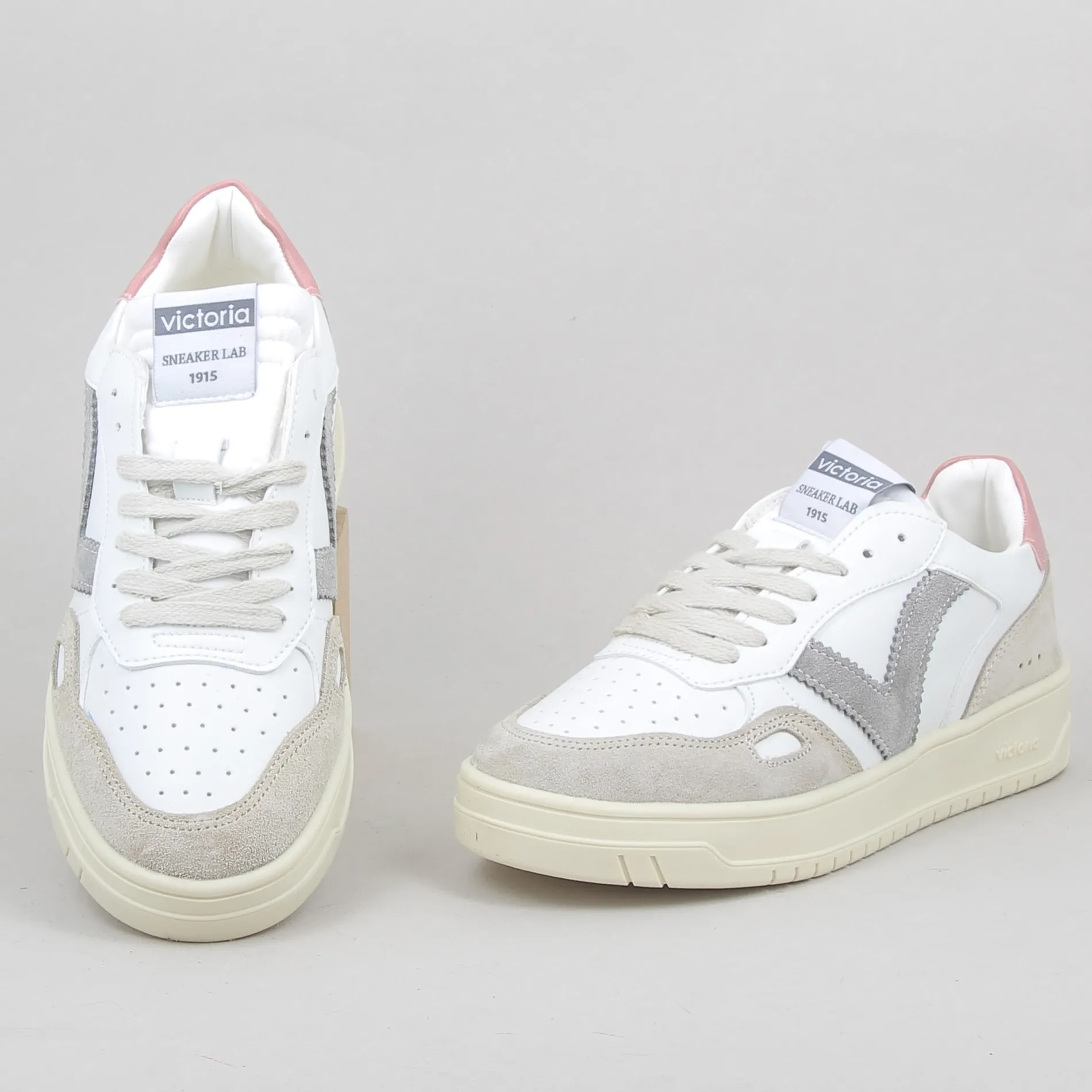 victoria__h_5-42.webp Victoria /1257101 h24 rose Cheap