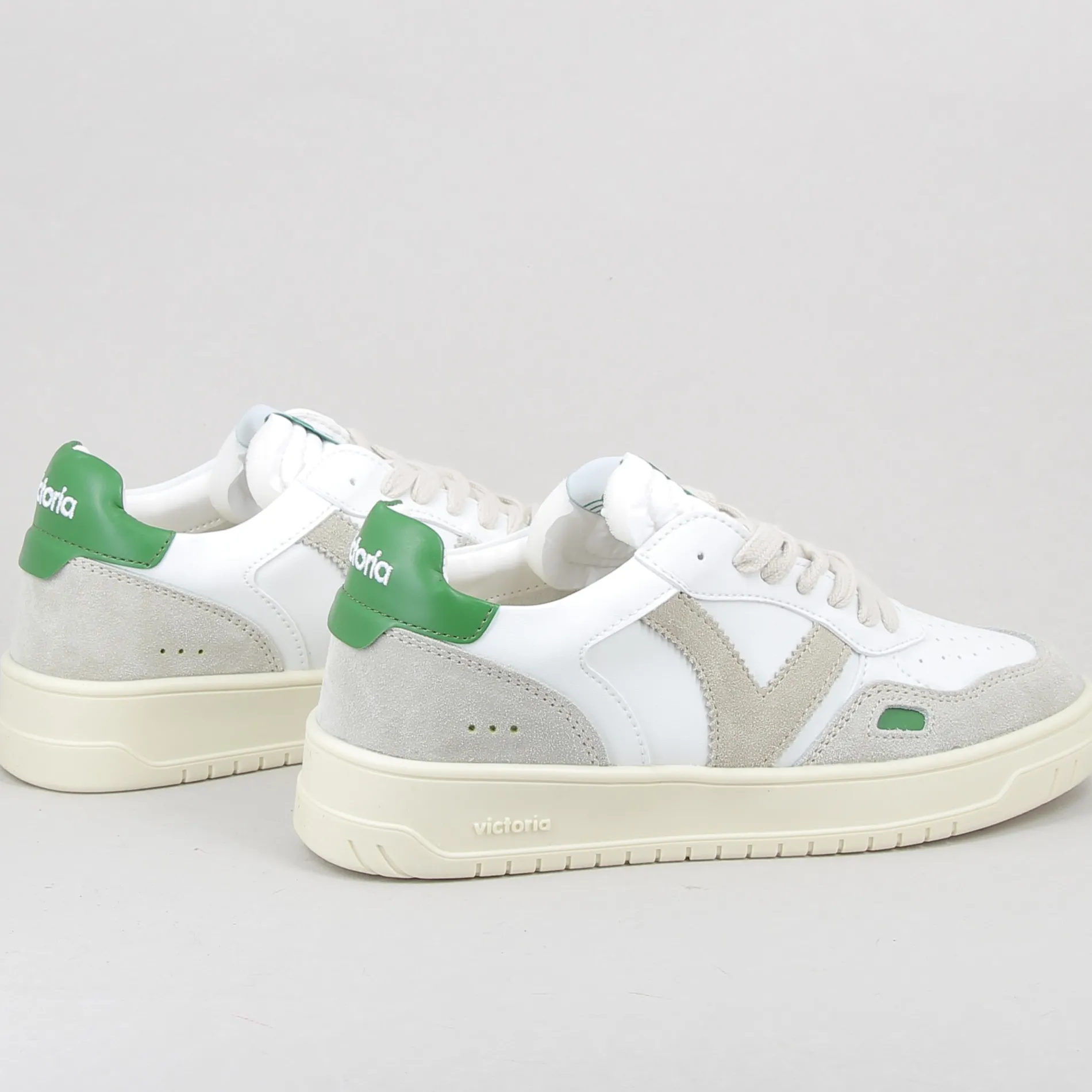 victoria__h_5-43.webp Victoria /1257104 h24 vert Best Sale