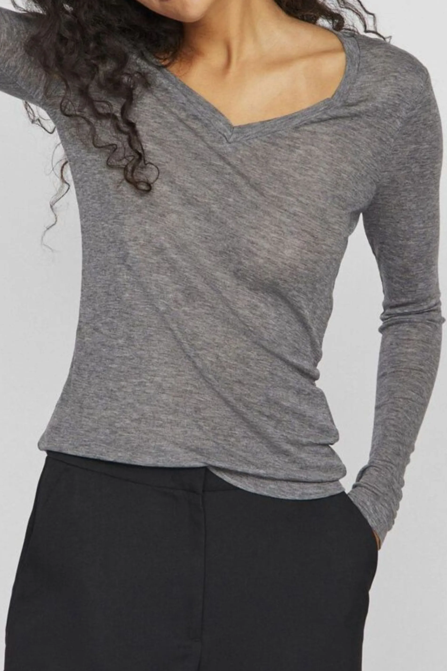 vila_top_vically_v_h_2.webp vila /top vically v h25 gris Online