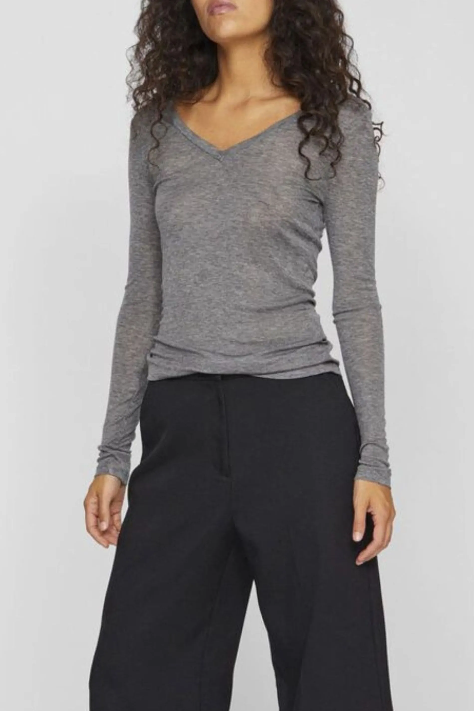 vila_top_vically_v_h_3.webp vila /top vically v h25 gris Online